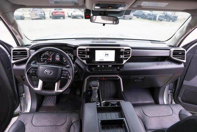 2024 Toyota TUNDRA 4X2 SR5