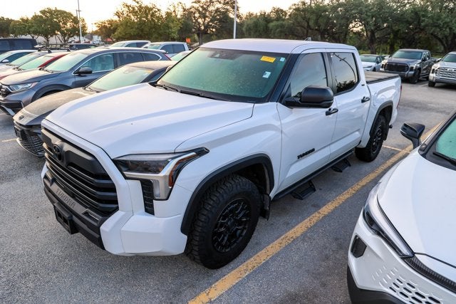 2025 Toyota Tundra 2WD SR5