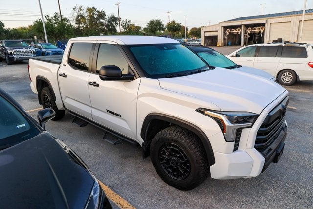 2025 Toyota Tundra 2WD SR5