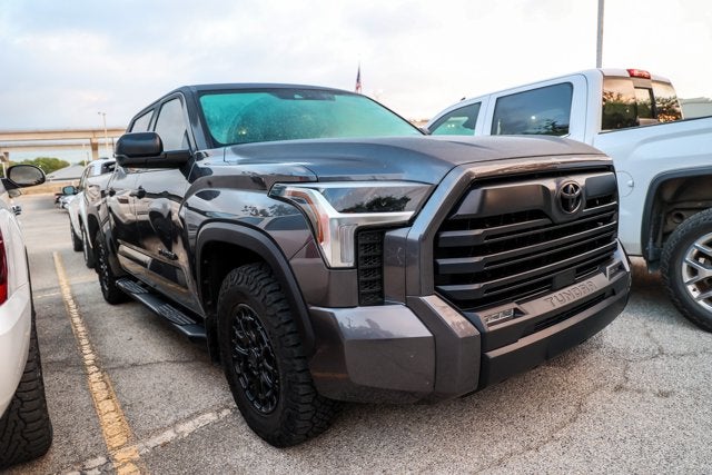 2025 Toyota Tundra 2WD SR5