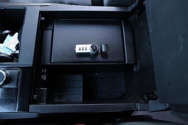 2025 Toyota TUNDRA 4X2 SR5