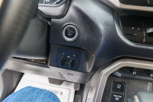 2023 Toyota TUNDRA 4X4 SR5