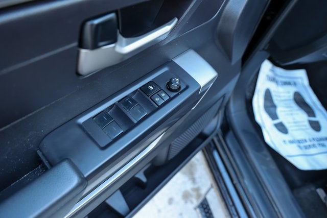 2023 Toyota TUNDRA 4X4 SR5