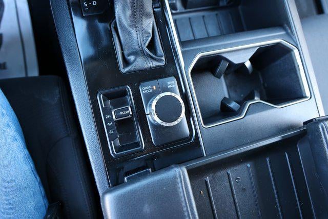 2023 Toyota TUNDRA 4X4 SR5