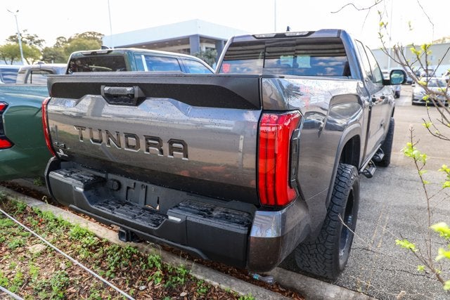 2022 Toyota Tundra 4WD SR5