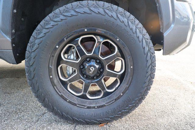 2022 Toyota TUNDRA 4X4 SR5