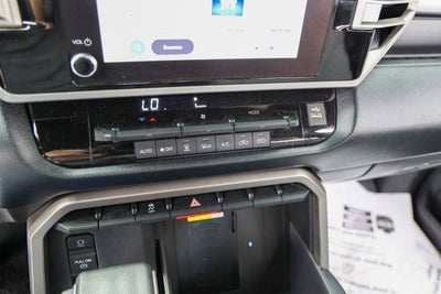 2025 Toyota TUNDRA 4X4 SR5