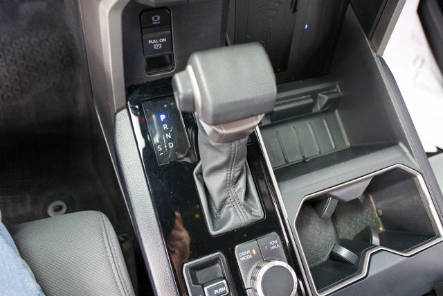 2025 Toyota TUNDRA 4X4 SR5