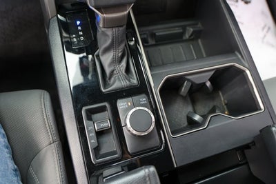 2025 Toyota TUNDRA 4X4 SR5