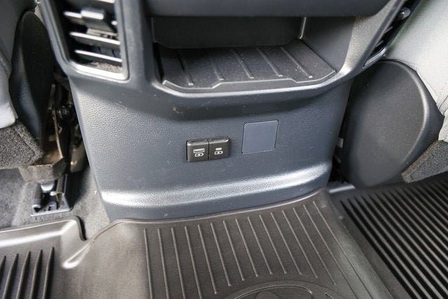 2025 Toyota TUNDRA 4X4 SR5