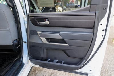 2025 Toyota TUNDRA 4X4 SR5