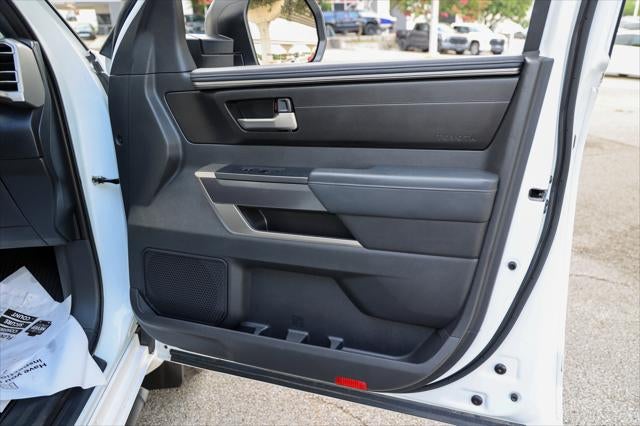 2025 Toyota TUNDRA 4X4 SR5