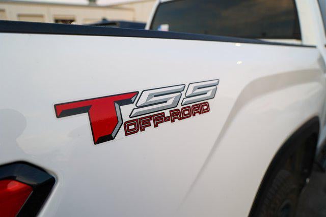 2024 Toyota TUNDRA 4X4 SR5