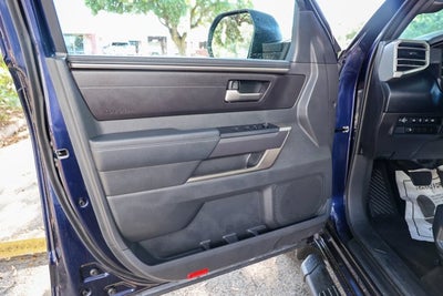 2025 Toyota TUNDRA 4X4 SR5