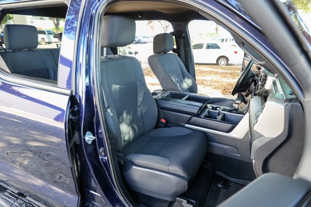 2025 Toyota TUNDRA 4X4 SR5