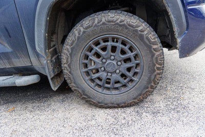 2025 Toyota TUNDRA 4X4 SR5