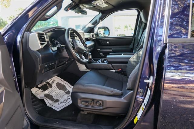 2025 Toyota TUNDRA 4X4 SR5