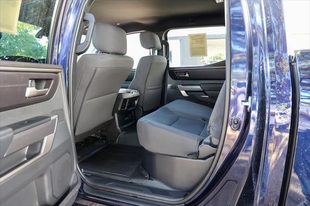 2025 Toyota TUNDRA 4X4 SR5