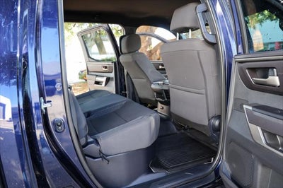 2025 Toyota TUNDRA 4X4 SR5