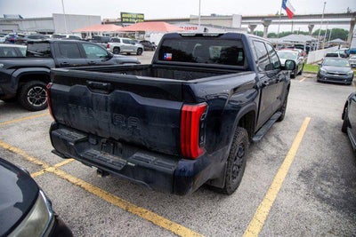 2025 Toyota TUNDRA 4X4 SR5