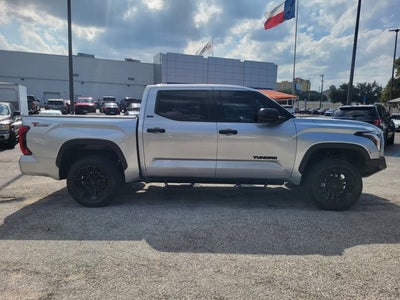 2023 Toyota TUNDRA 4X4 SR5