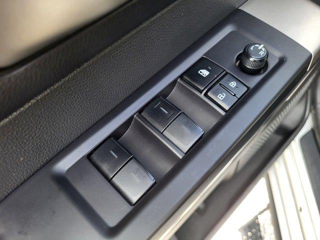 2023 Toyota TUNDRA 4X4 SR5