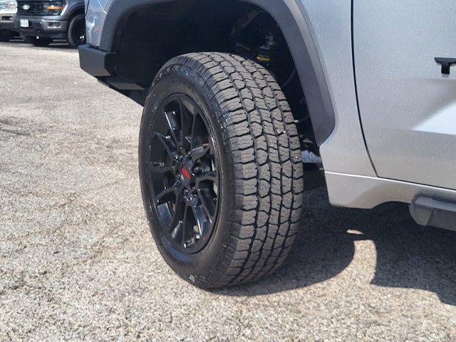 2023 Toyota TUNDRA 4X4 SR5