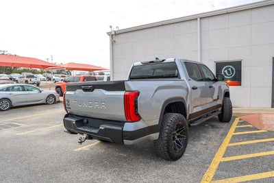 2024 Toyota TUNDRA 4X4 SR5