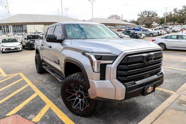 2024 Toyota TUNDRA 4X4 SR5