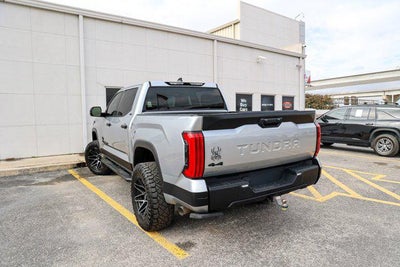 2024 Toyota TUNDRA 4X4 SR5