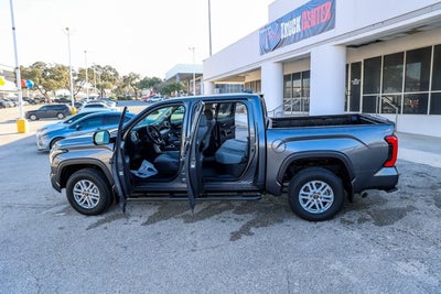 2024 Toyota TUNDRA 4X4 SR5