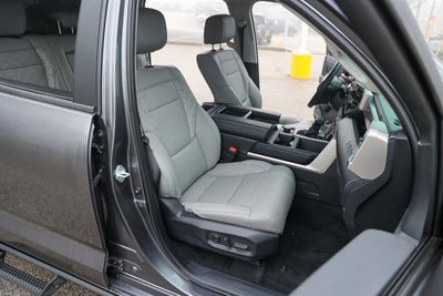 2024 Toyota TUNDRA 4X4 SR5