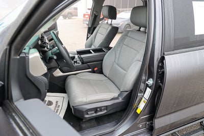 2024 Toyota TUNDRA 4X4 SR5