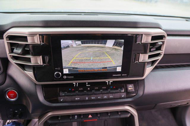 2024 Toyota TUNDRA 4X4 SR5