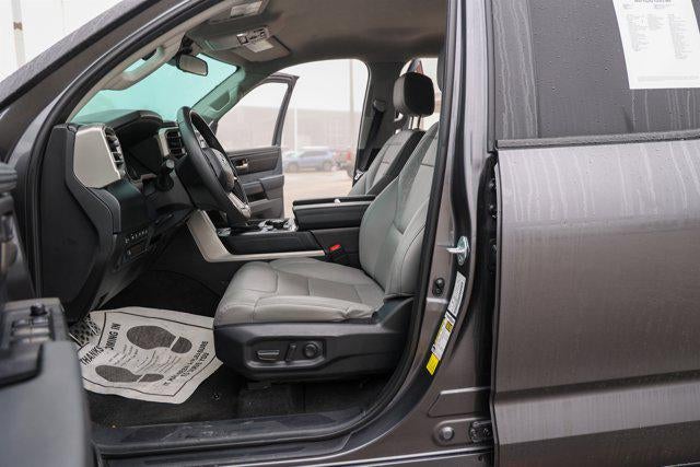 2024 Toyota TUNDRA 4X4 SR5