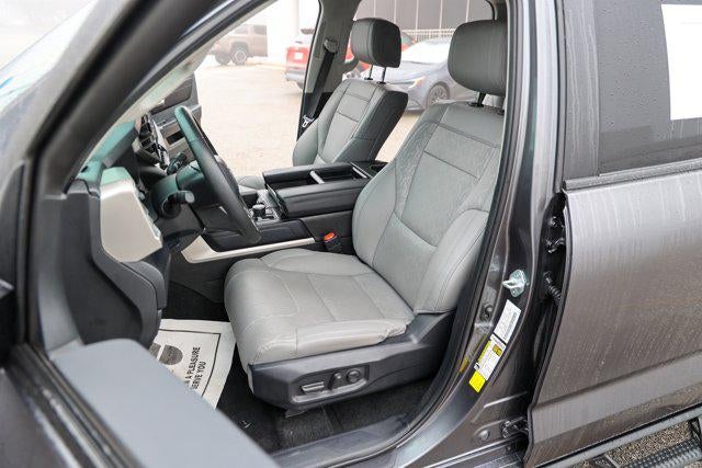 2024 Toyota TUNDRA 4X4 SR5