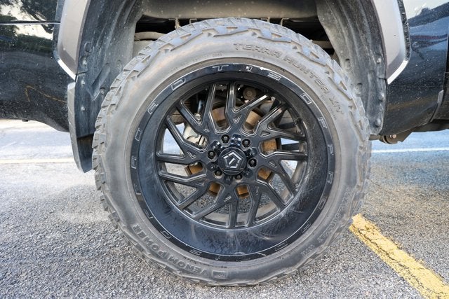 2025 Toyota TUNDRA 4X4 SR5