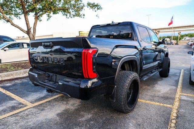 2025 Toyota TUNDRA 4X4 SR5