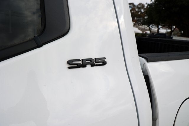2023 Toyota TUNDRA 4X4 SR5