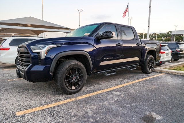 2023 Toyota Tundra 4WD SR5