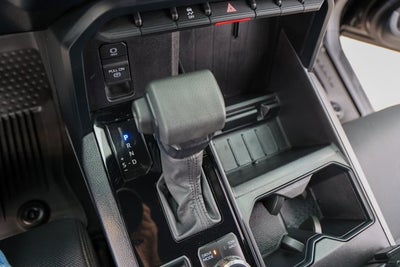 2026 Toyota TUNDRA 4X4 SR5
