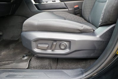 2026 Toyota TUNDRA 4X4 SR5