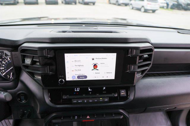 2026 Toyota TUNDRA 4X4 SR5