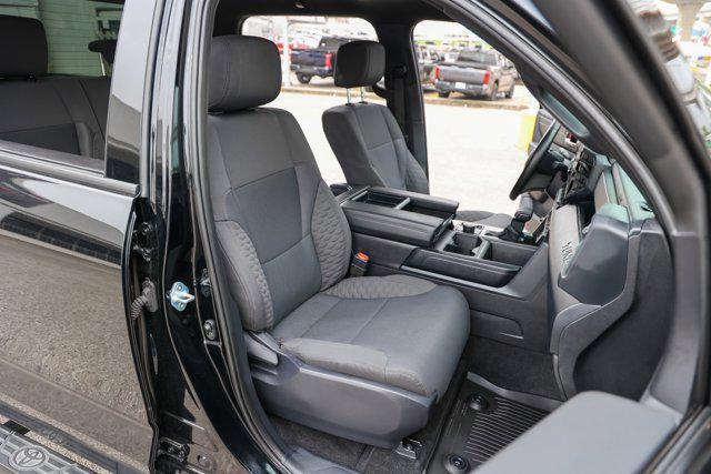 2026 Toyota TUNDRA 4X4 SR5