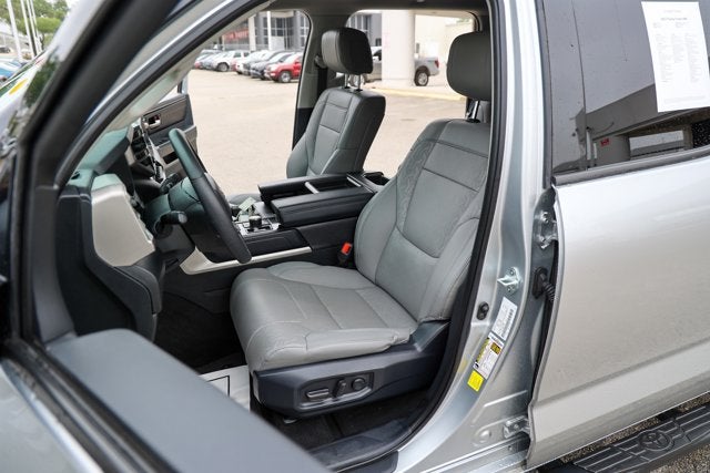 2023 Toyota TUNDRA 4X4 SR5
