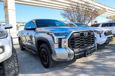 2023 Toyota TUNDRA 4X4 SR5