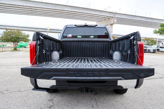 2023 Toyota TUNDRA 4X4 SR5