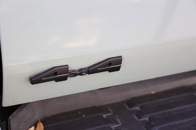 2025 Toyota TUNDRA 4X4 SR5