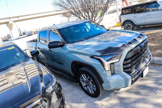 2025 Toyota TUNDRA 4X4 SR5