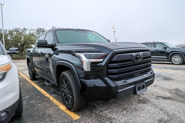 2023 Toyota Tundra 4WD SR5